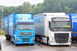 Samochód wniesiony aportem do spółki cywilnej a podatek od środków transportowych Samochód wniesiony aportem do spółki cywilnej a podatek od środków transportowych